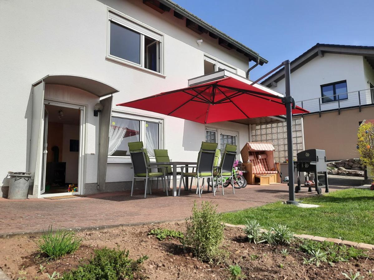 Schoene Aussicht Vöhl Buitenkant foto